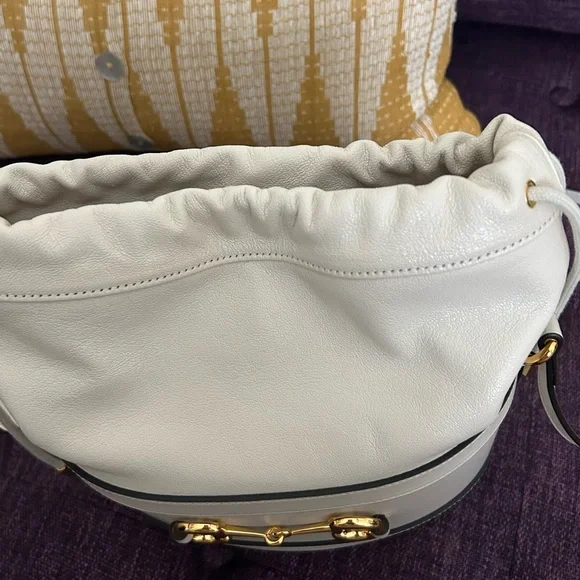 GUCCI Calfskin Horsebit 1955
Drawstring Bucket Bag - Picture 4 of 11